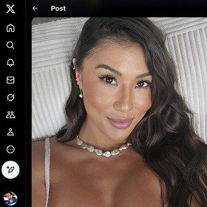 LotusBombb, Best OnlyFans Girls List