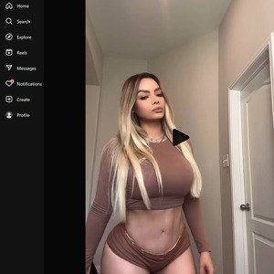 Ruby Main, Best OnlyFans Girls List