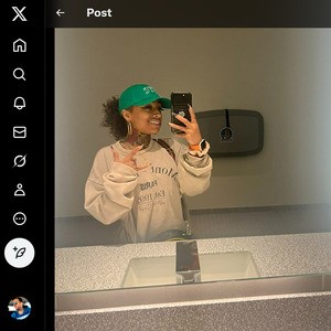 IshMcfly, Best OnlyFans Girls List